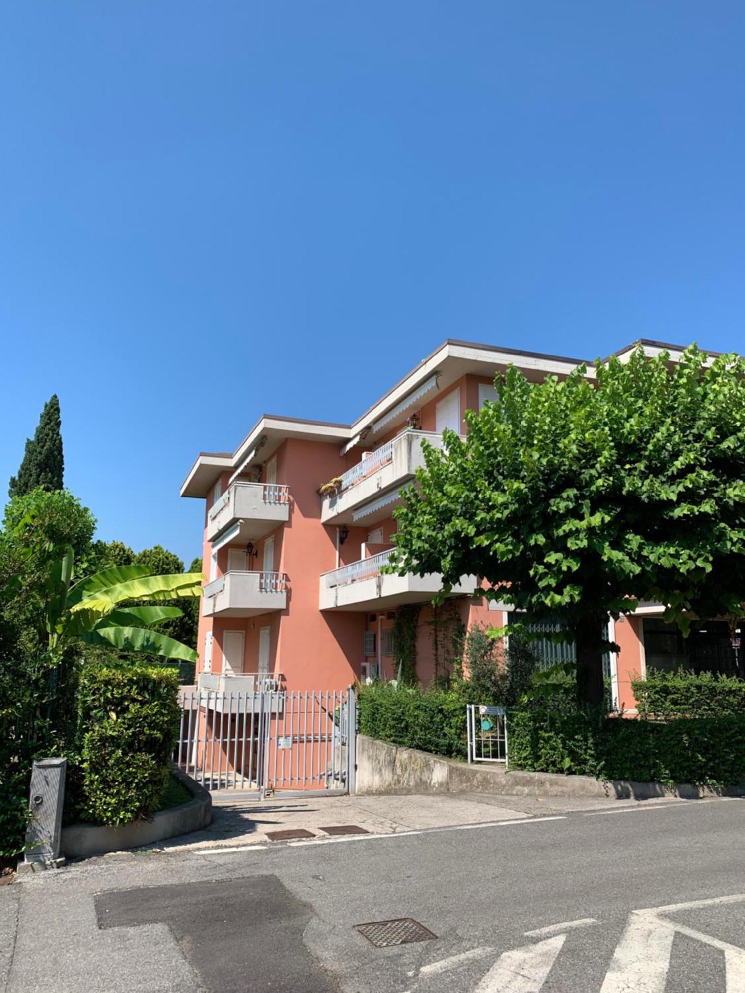 Sirmione Apartment Bagian luar foto