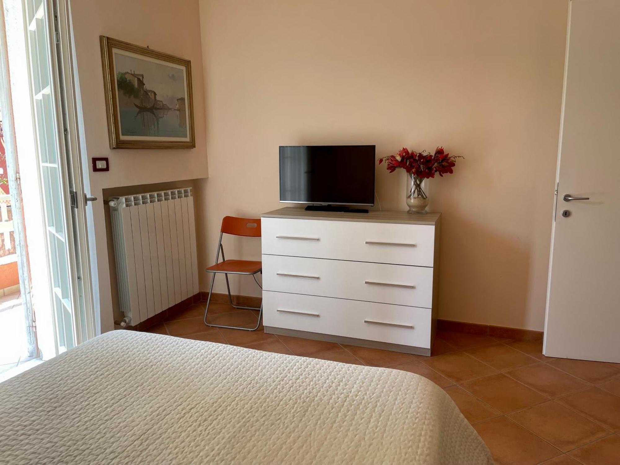 Sirmione Apartment Bagian luar foto