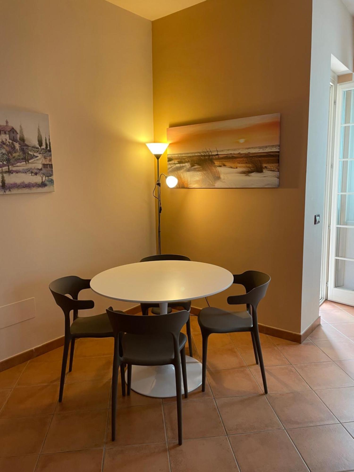 Sirmione Apartment Bagian luar foto